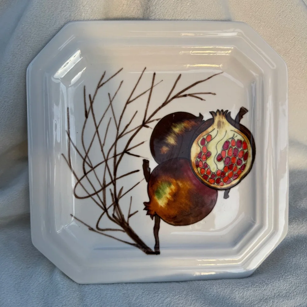 M.A.C. Italy Ceramic Plate 8.5